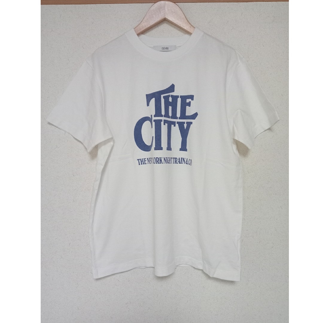 JOURNAL STANDARD relume(ジャーナルスタンダードレリューム)のJOURNAL STANDARD relume CITYロゴTEE ホワイト新品 レディースのトップス(Tシャツ(半袖/袖なし))の商品写真