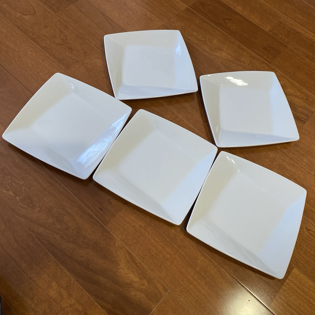  21cm ひねり角浅皿　メラミン樹脂　5枚 インテリア/住まい/日用品のキッチン/食器(食器)の商品写真