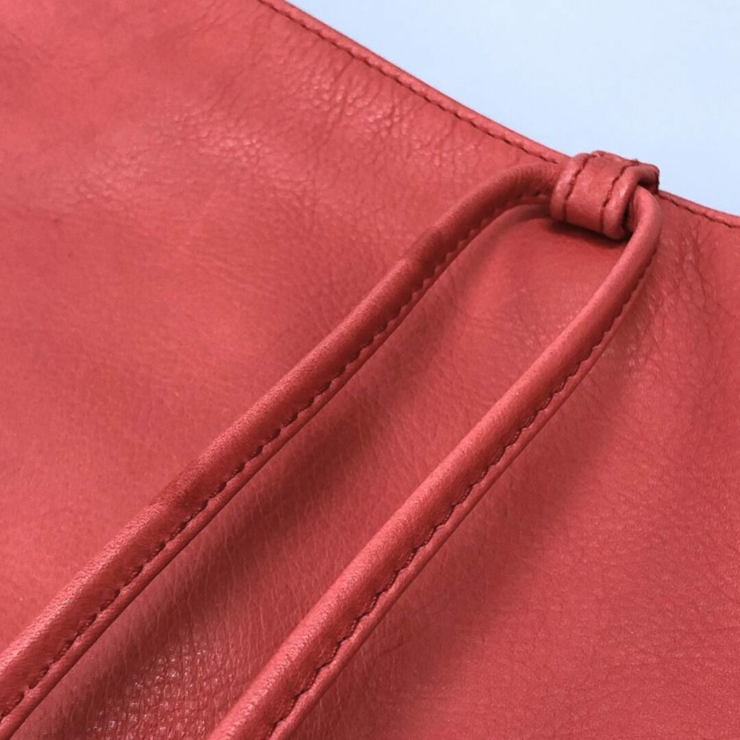 Max Mara(マックスマーラ)のマックスマーラ ショルダーバッグ 本革 レザー ポーチ 鞄 ピンク【AFE6】 レディースのバッグ(ショルダーバッグ)の商品写真