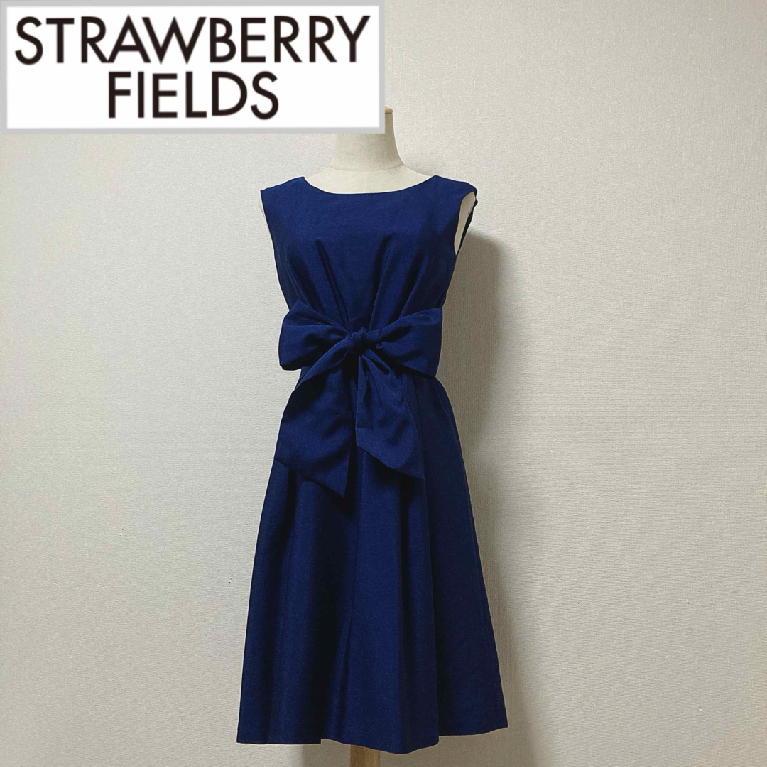 STRAWBERRY-FIELDS(ストロベリーフィールズ)のストロベリーフィールズ ウエストリボンノースリーブワンピース　ドレス レディースのワンピース(ひざ丈ワンピース)の商品写真
