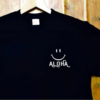 ユナイテッドアスレ(UnitedAthle)のサーフ Tシャツ ワンポイント 胸ロゴ ALOHA スマイル 綿100 L 新品(Tシャツ/カットソー(半袖/袖なし))