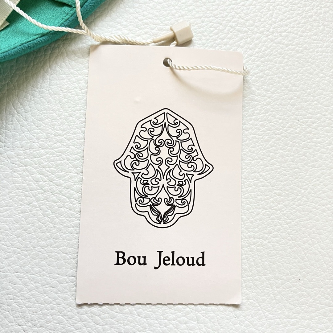 Bou Jeloud(ブージュルード)の◆新品◆ブージュルード◆エメラルドグリーンシフォンブラウス◆七分袖◆M レディースのトップス(シャツ/ブラウス(長袖/七分))の商品写真