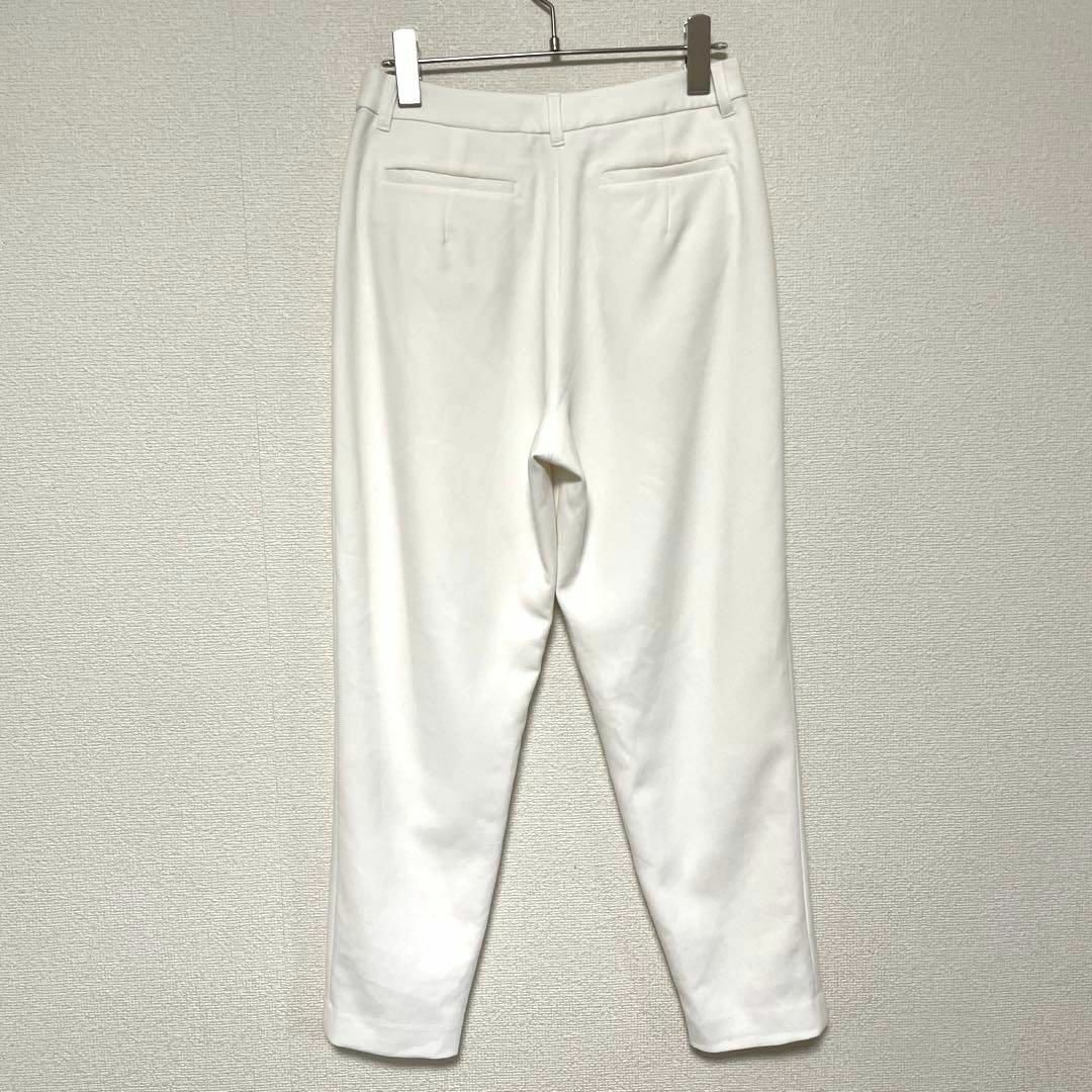 NATURAL BEAUTY BASIC(ナチュラルビューティーベーシック)のzo719 ナチュラルビューティーベーシックタックカジュアルスラックス/パンツ レディースのパンツ(カジュアルパンツ)の商品写真