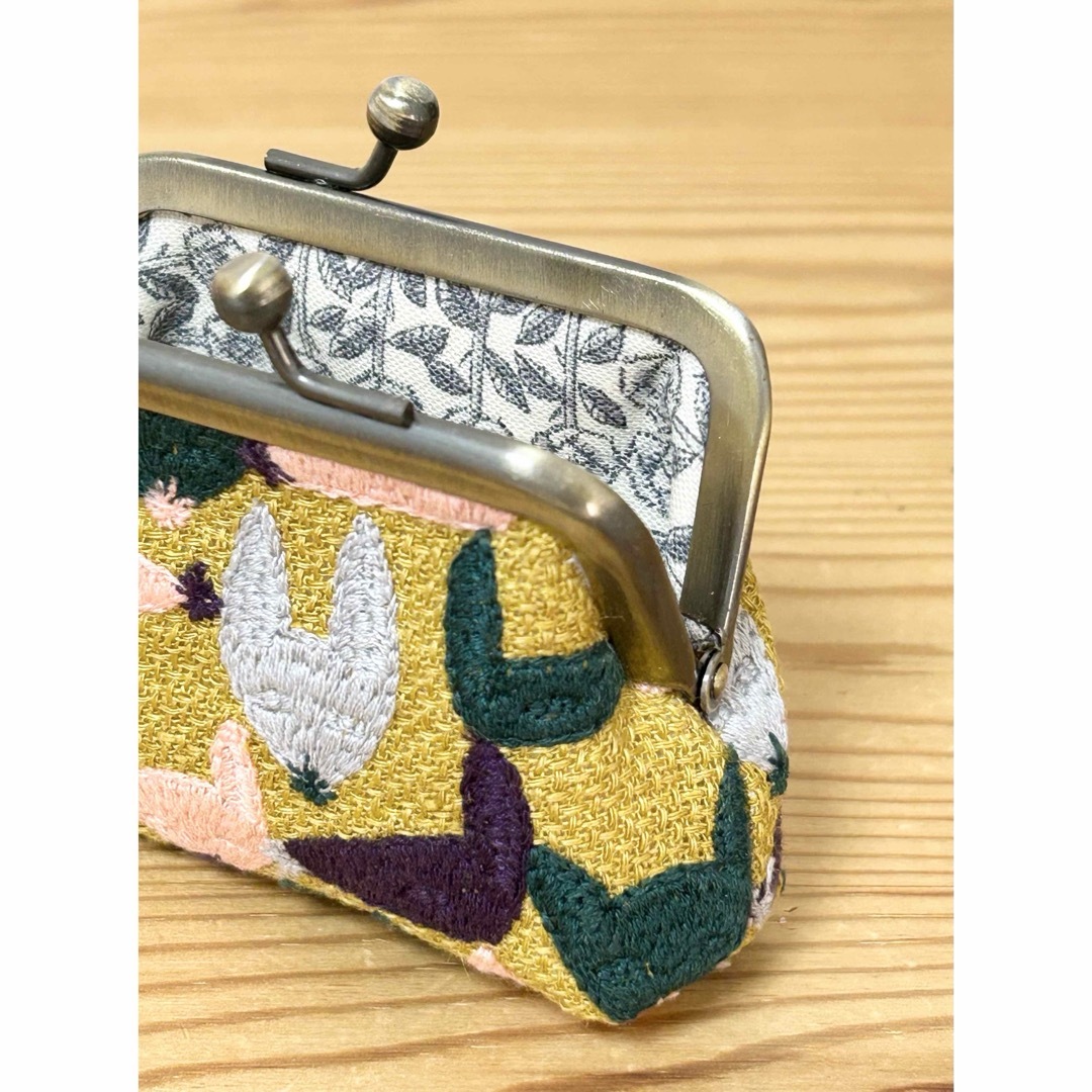 mina perhonen(ミナペルホネン)のハンドメイド がま口ポーチ 小銭入れ repo レポ マスタード ミナペルホネン ハンドメイドのファッション小物(財布)の商品写真