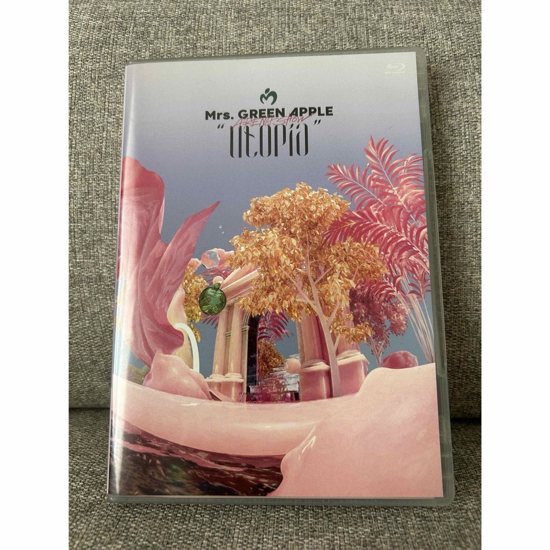 Mrs. GREEN APPLE  Utopia ユートピア ミセス ブルーレイ エンタメ/ホビーのDVD/ブルーレイ(ミュージック)の商品写真