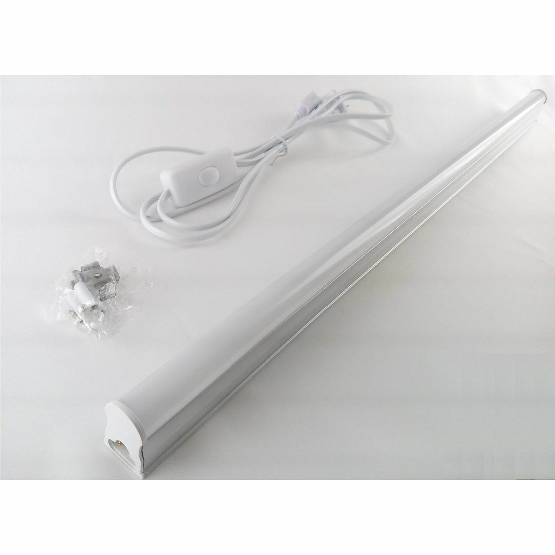 Cattage（キャッテージ） どこでも蛍光灯（60cm型）器具一体型 LED蛍 インテリア/住まい/日用品のライト/照明/LED(その他)の商品写真