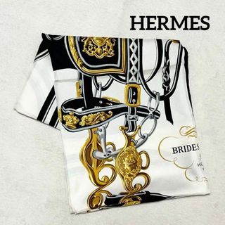 エルメス(HERMES)の美品 エルメス 大判 スカーフ カレ90 シルク ホワイト ゴールド ネイビー(バンダナ/スカーフ)