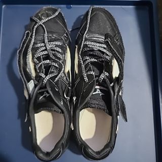 MIZUNO　フィールドジオ