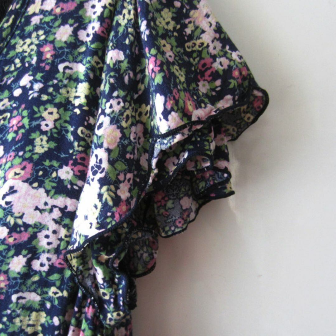 UNITED ARROWS(ユナイテッドアローズ)の美品　UNITED ARROWS★　花プリント　カットソーワンピース　S レディースのワンピース(ひざ丈ワンピース)の商品写真