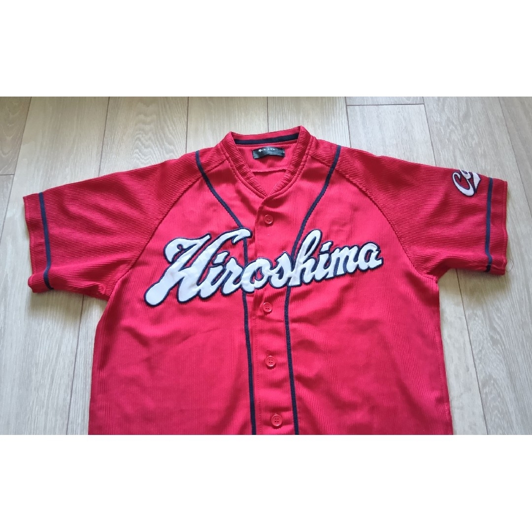 DESCENTE(デサント)の【レア】広島　カープ　スライリー　ハイクオリティ　ユニフォーム　デサント　S スポーツ/アウトドアの野球(応援グッズ)の商品写真
