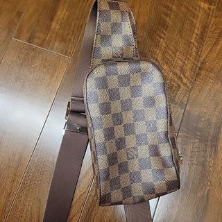 ショルダーバッグ