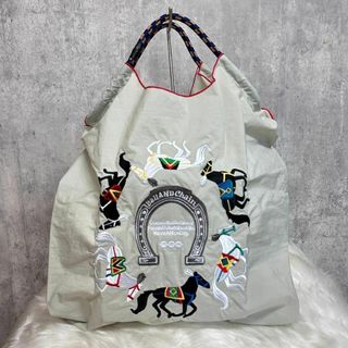 Y82◇◇馬柄 オフホワイト ナイロン素材 刺繍 エコバッグ かわいい 送料込(エコバッグ)
