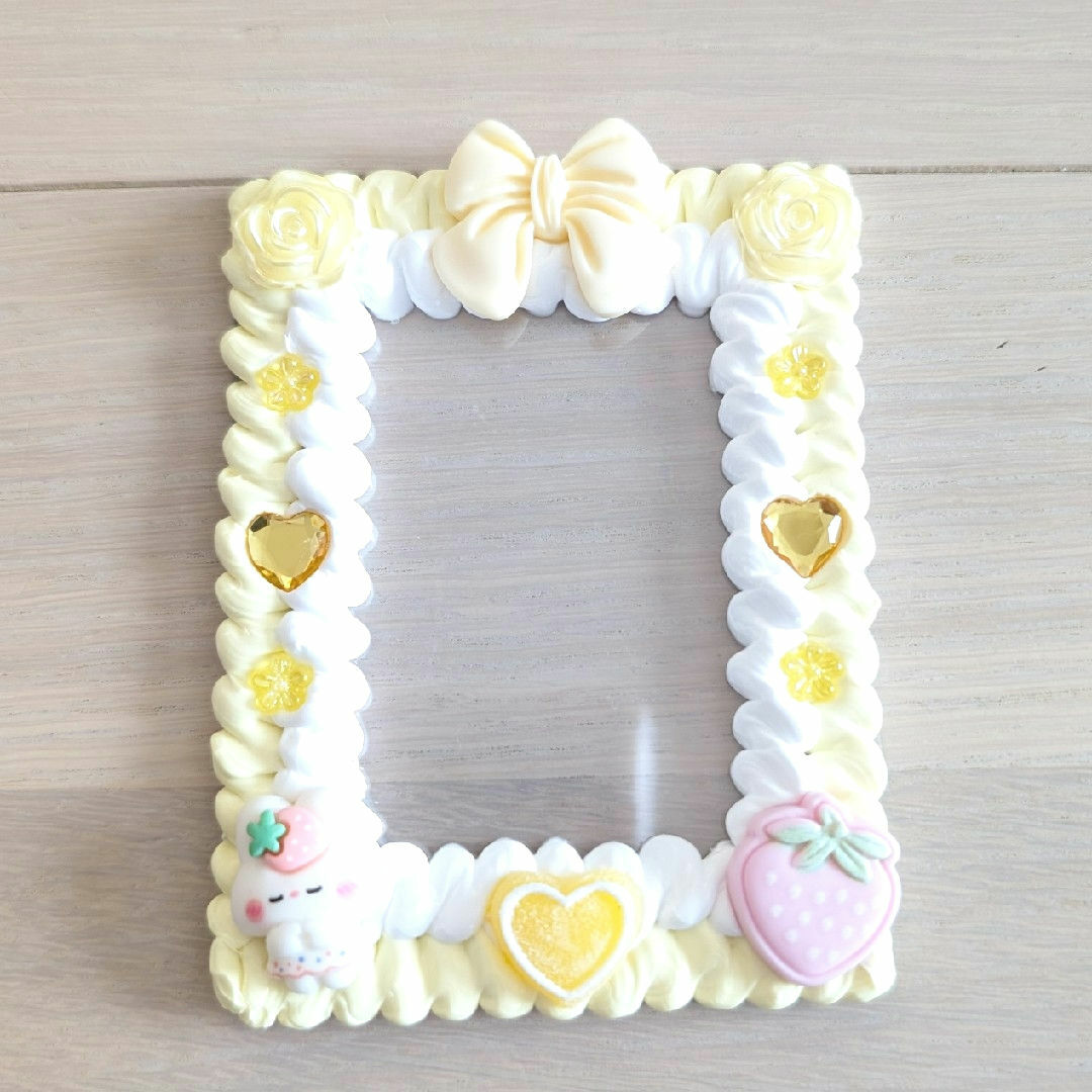 ホイップデコ　硬質トレカケース　うさぎ　おそろい風　Ｂ８サイズ２個セット ハンドメイドのハンドメイド その他(その他)の商品写真