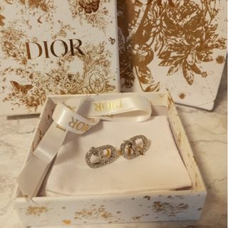 クリスチャンディオール(Christian Dior)の即日発送！DIOR Petit ピアス シルバー(ピアス)