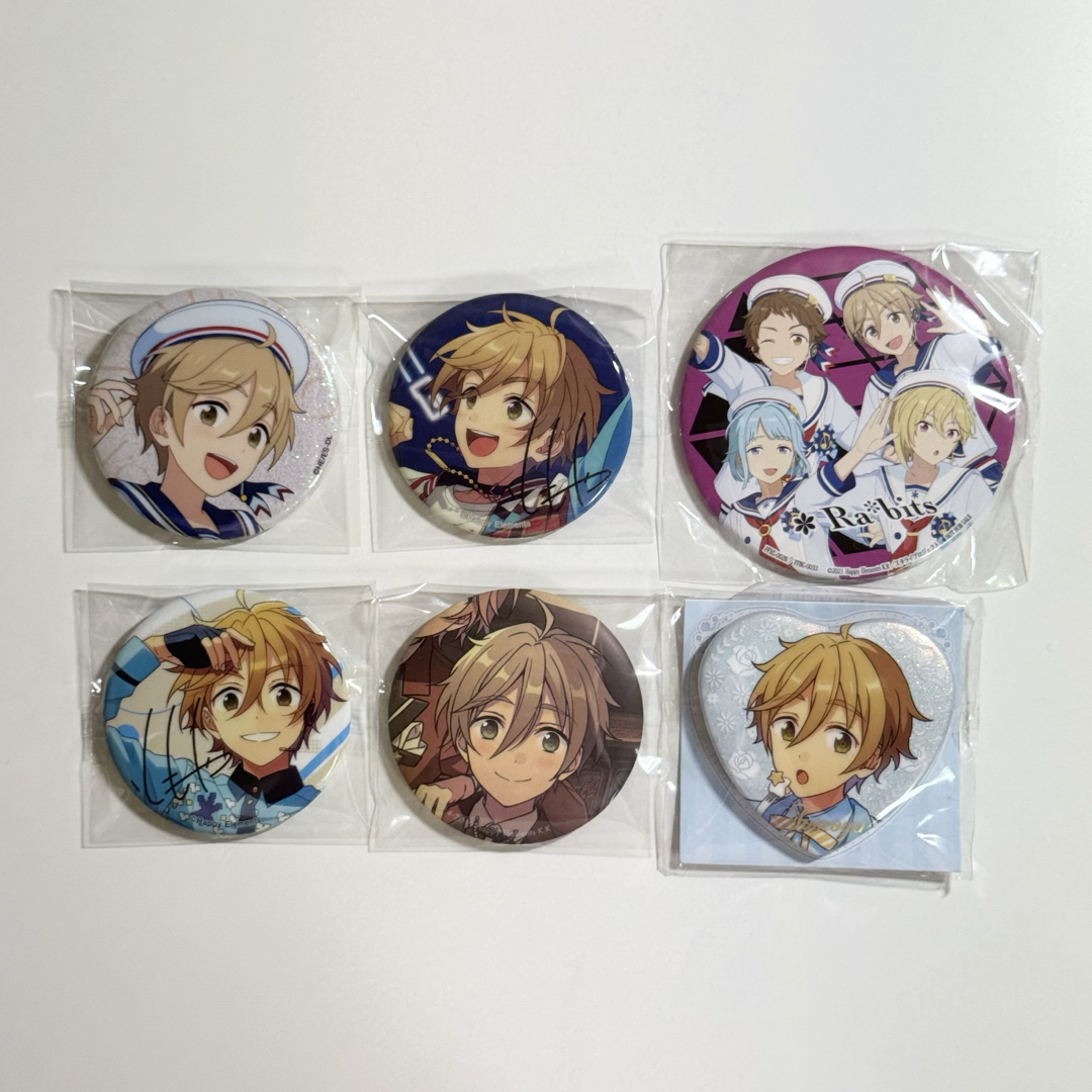 新品　あんスタ　友也　缶バッジ　セット　まとめ売り エンタメ/ホビーのアニメグッズ(バッジ/ピンバッジ)の商品写真