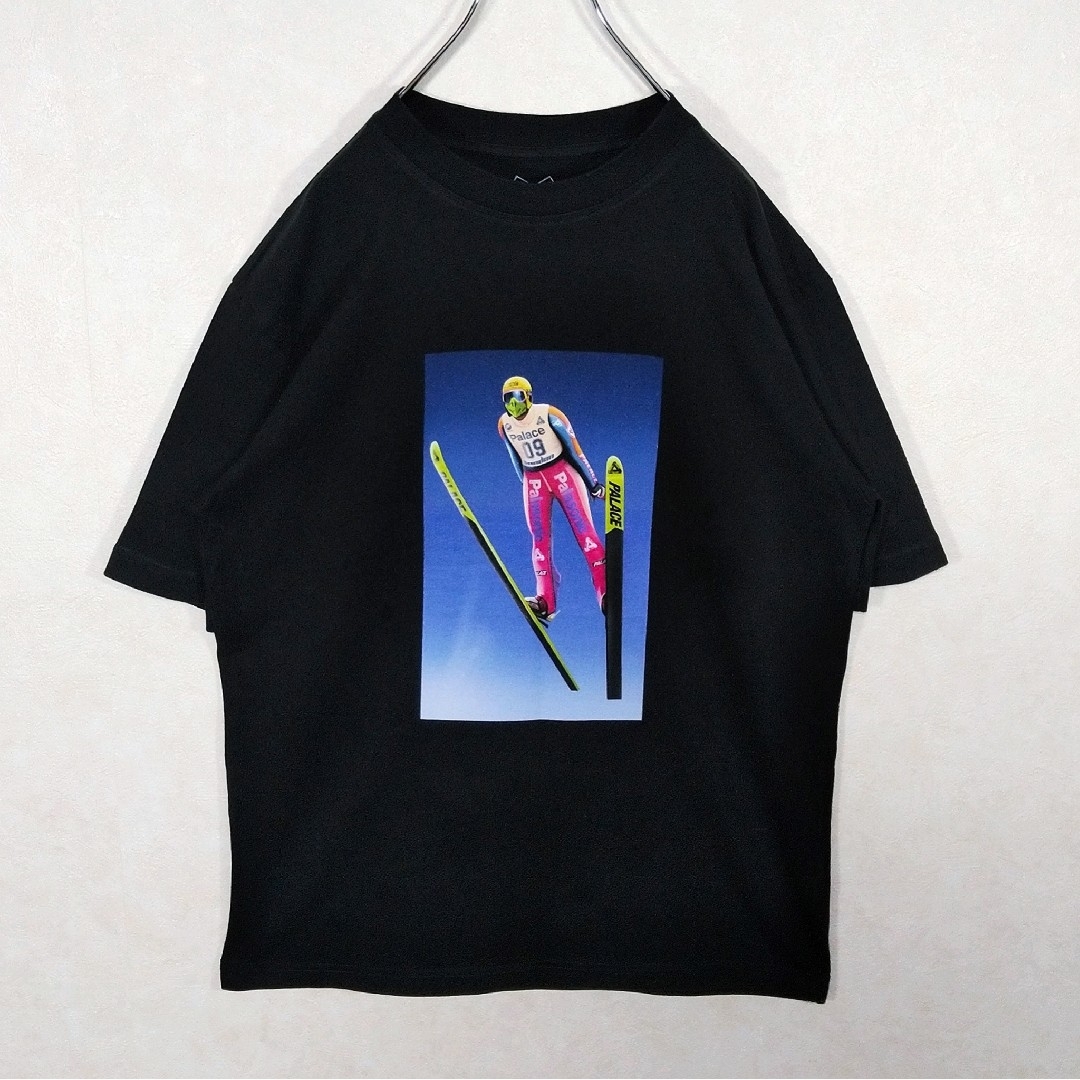 PALACE(パレス)の《PALACE SKATEBOARDS》スキージャンパー　ロゴ　Tシャツ　黒 メンズのトップス(Tシャツ/カットソー(半袖/袖なし))の商品写真
