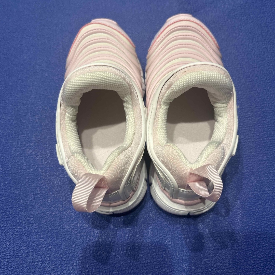 NIKE(ナイキ)のNIKE  ダイナモフリー　17cm キッズ/ベビー/マタニティのキッズ靴/シューズ(15cm~)(スニーカー)の商品写真