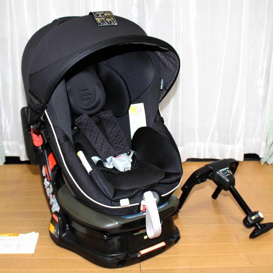 combi(コンビ)のきれい Combi 360度回転 ラクティアターン EG TA◆新生児～コンビ◆ キッズ/ベビー/マタニティの外出/移動用品(自動車用チャイルドシート本体)の商品写真