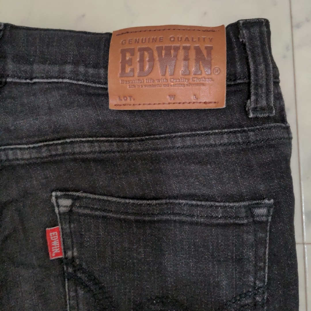 EDWIN(エドウイン)のEDWIN　デニム　黒　150cm キッズ/ベビー/マタニティのキッズ服男の子用(90cm~)(パンツ/スパッツ)の商品写真