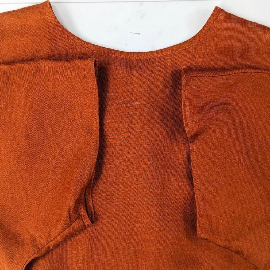 Demi-Luxe BEAMS(デミルクスビームス)の美品♪デミルクスビームス Demi-Luxe トリアセリネン ドルマンブラウス レディースのトップス(シャツ/ブラウス(半袖/袖なし))の商品写真