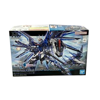 美品 機動戦士ガンダムSEED FREEDOM プラモデル ライジングフリーダムガンダム HG バンダイ(模型/プラモデル)