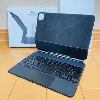 アップル(Apple)の【美品】 Apple Magic Keyboard MXQT2J/A A2261(PC周辺機器)
