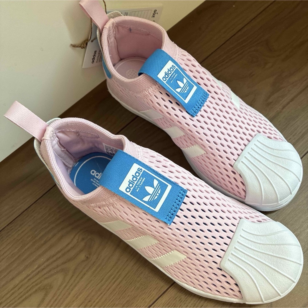 adidas(アディダス)のadidas キッズシューズ 20cm 女の子　メッシュスニーカー　スリッポン キッズ/ベビー/マタニティのキッズ靴/シューズ(15cm~)(スニーカー)の商品写真