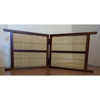 ミニ屏風　天然竹皮使用小さなアクセント衝立(雑貨)