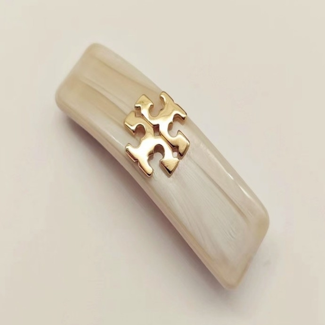 Tory Burch(トリーバーチ)の【新品☆本物】トリーバーチ キラ バレッタ レディースのヘアアクセサリー(バレッタ/ヘアクリップ)の商品写真