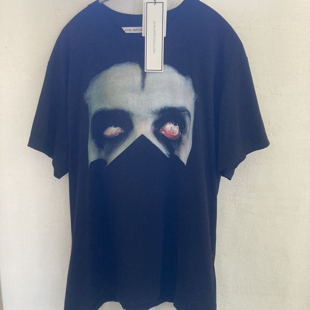 JOHN LAWRENCE SULLIVAN(ジョンローレンスサリバン)の22ss ジョンローレンスサリバン  vowws Tシャツ メンズのトップス(Tシャツ/カットソー(半袖/袖なし))の商品写真