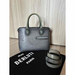 限定62万 ベルルッティ トゥジュールXS レザー バッグ エレファントグレー