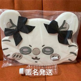 ちいかわ　低反発クッション　〜リボン〜　モモンガ(キャラクターグッズ)
