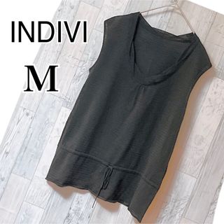 インディヴィ(INDIVI)のインディヴィ　ノースリーブカットソー　Mサイズ　黒　トップス(カットソー(半袖/袖なし))