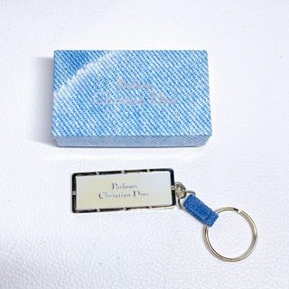 クリスチャンディオール(Christian Dior)のDior クリスチャンディオール キーホルダー　箱付き ノベルティ(キーホルダー)