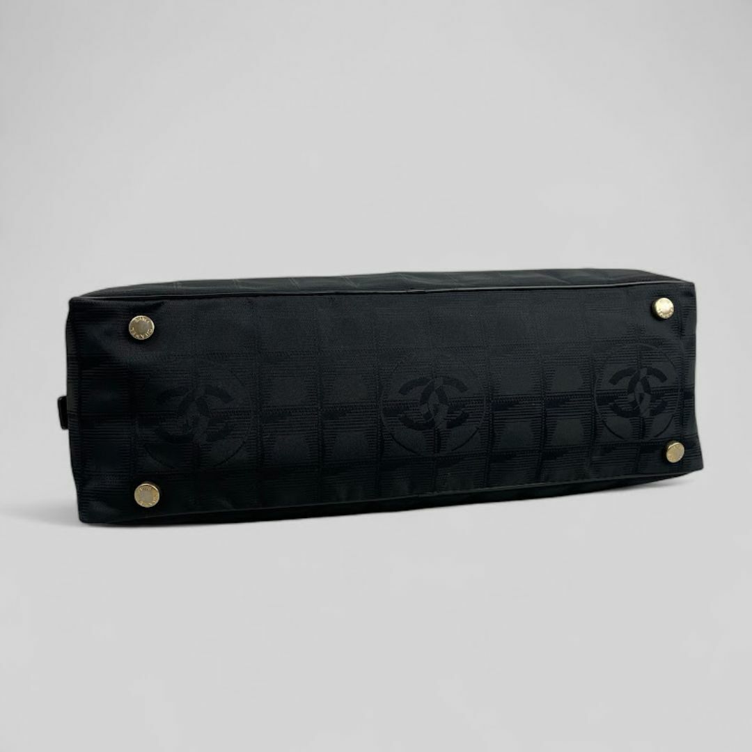 CHANEL(シャネル)の■CHANEL■ ニュートラベルライン シャネル ミニボストン ハンドバッグ レディースのバッグ(ハンドバッグ)の商品写真