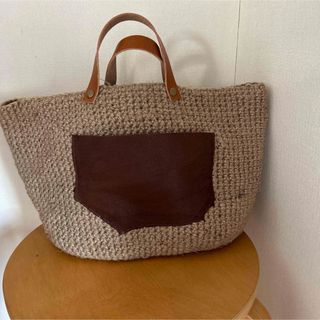 麻紐かぎ編み・レザーポケットのトートバッグ