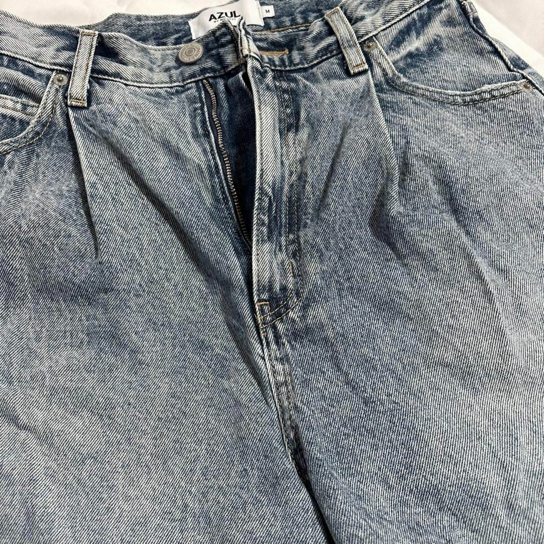 AZULアズール ライトブルーワイドレッグデニムパンツ レディース レディースのパンツ(デニム/ジーンズ)の商品写真