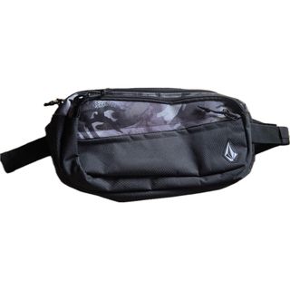ボルコム(volcom)のボルコム スリング 迷彩 カモ ボディバッグ ウエストバッグ メッセンジャー(メッセンジャーバッグ)