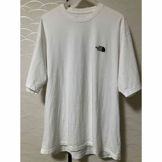 ザノースフェイス(THE NORTH FACE)の送料込♪美品！THE NORTH FACE ノースフェイス 白色 Tシャツ L♪(Tシャツ/カットソー(半袖/袖なし))