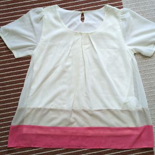 アーヴェヴェ(a.v.v)のレディース  上(シャツ/ブラウス(半袖/袖なし))