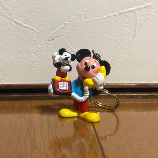 ディズニー(Disney)の昭和レトロディズニーキーホルダー　ミッキー　Disney(キャラクターグッズ)