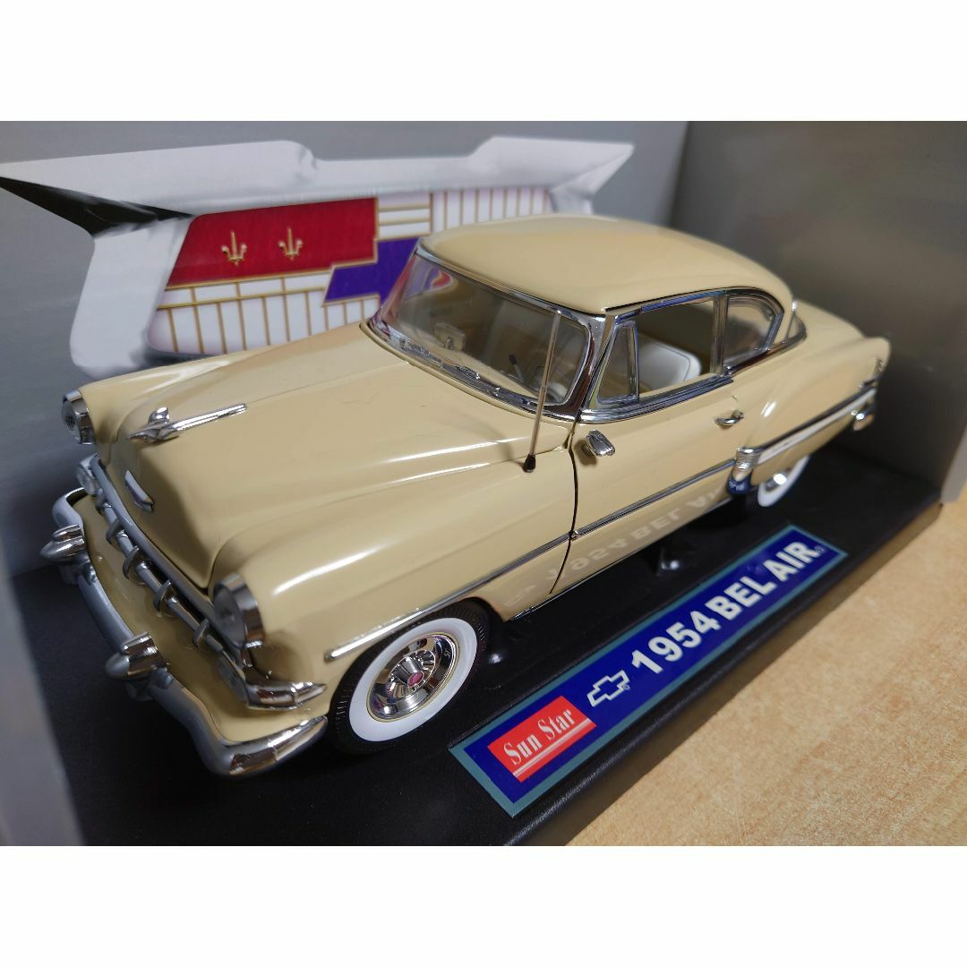 1/18 シボレーベルエア Bel Air 1954ダイキャスト製ミニカー 中古 エンタメ/ホビーのおもちゃ/ぬいぐるみ(ミニカー)の商品写真