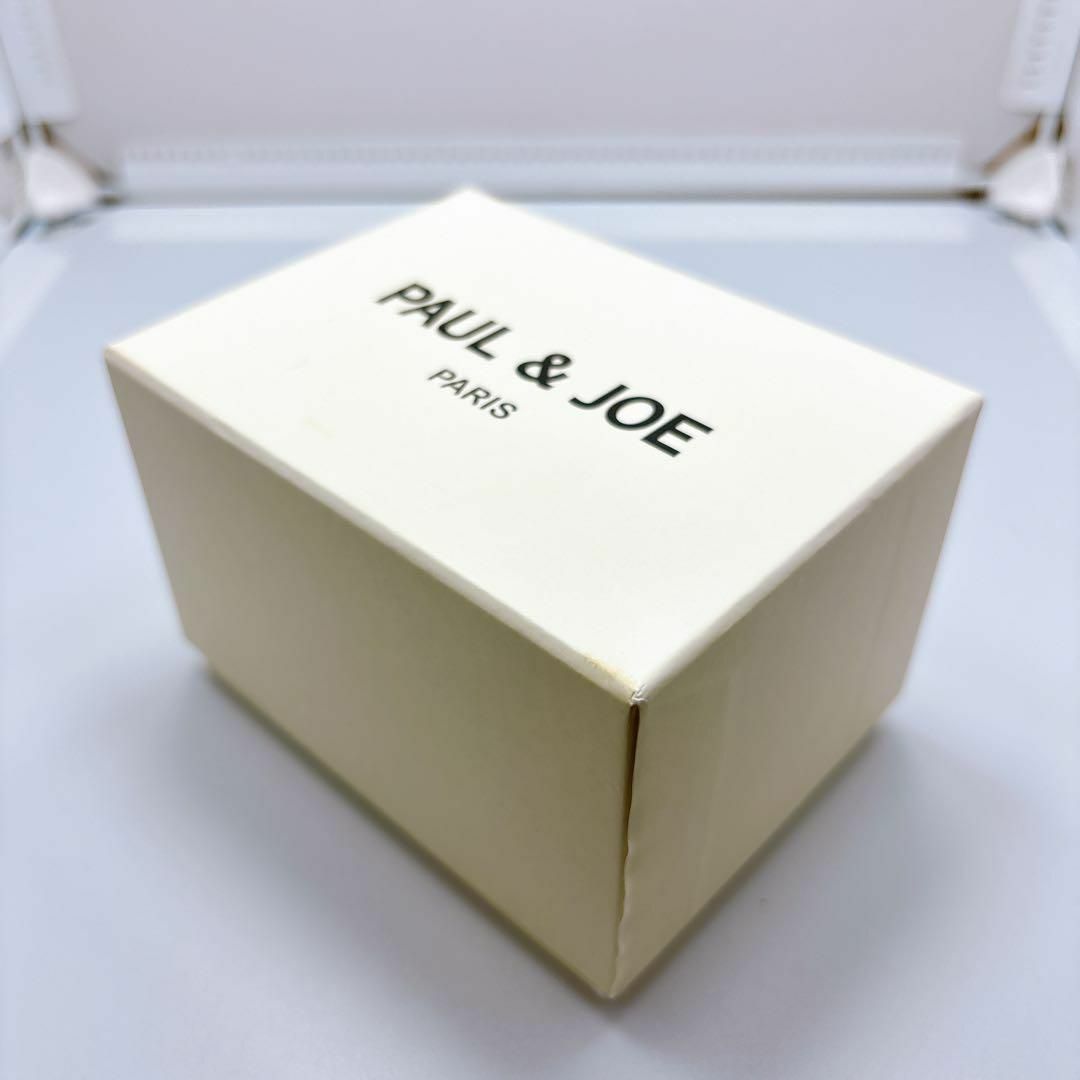 391 PAUL&JOE ポール&ジョー　ラウンド　キャット　腕時計 レディースのファッション小物(腕時計)の商品写真