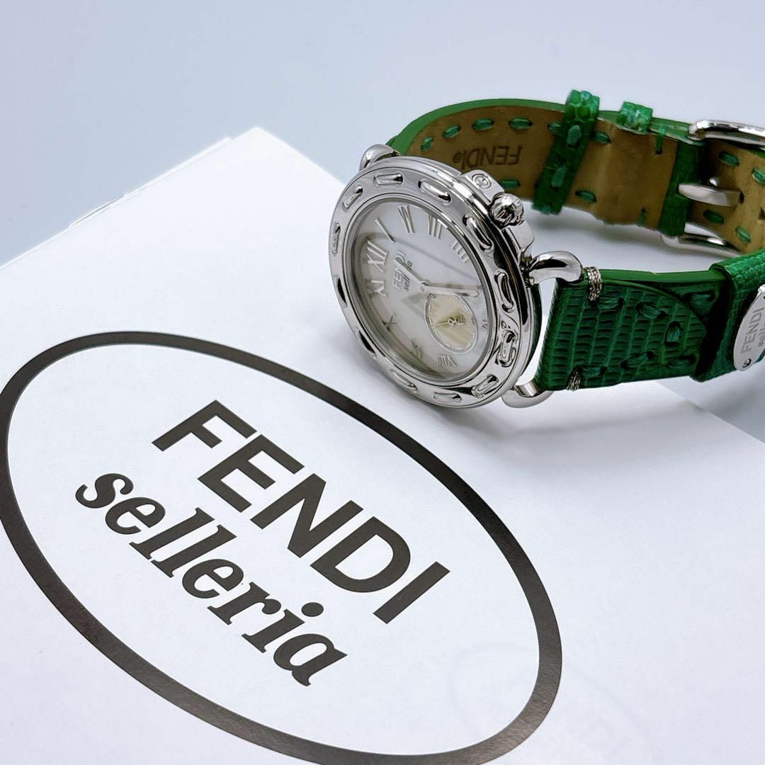 FENDI(フェンディ)の397フェンディ　8100M セレリア　シェル　スモセコ　ラウンド　腕時計　美品 レディースのファッション小物(腕時計)の商品写真