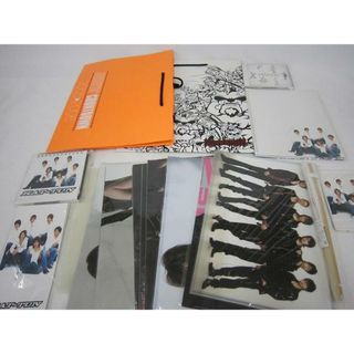  中古品 KAT-TUN QUEEN OF PIRATES 通常版 未開封 他 クリアファイル 上田竜也 扇子 等 多数 グッズセット(アイドルグッズ)