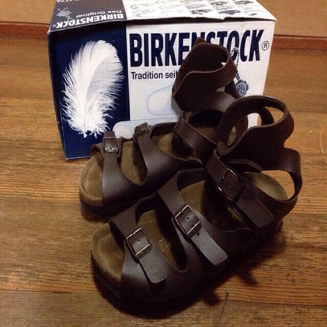 BIRKENSTOCK(ビルケンシュトック)のてぃーてぃー。様専用6/13まで取り置き レディースの靴/シューズ(サンダル)の商品写真