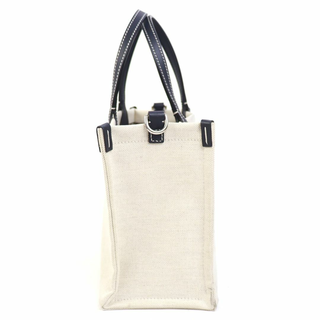 GUCCI(グッチ)の【美品】グッチ【GUCCI】日本限定 ミディアム トートバッグ コットンリネン GGスプリーム キャンバス ライニング ダークブルー ショッピングバッグ 772144 FACVW 8941 JAPAN EXCLUSIVE MEDIUM TOTE BAG【Aランク】【中古】 レディースのバッグ(トートバッグ)の商品写真