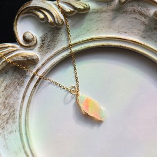 【一点物】エチオピアオパール ラフロック ペンダントトップ ✩.*˚(ネックレス)