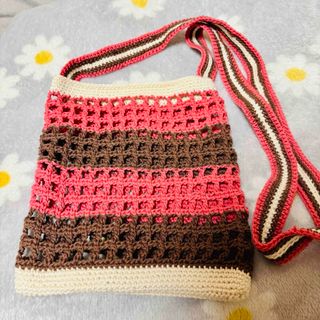【ハンドメイド】ネット編みサコッシュ　ピンク　ブラウン(バッグ)
