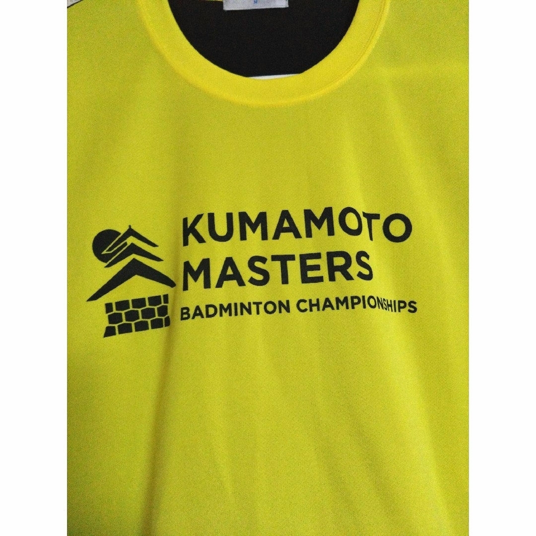 YONEX(ヨネックス)のヨネックス熊本マスターズ会場限定品イエローウェア スポーツ/アウトドアのスポーツ/アウトドア その他(バドミントン)の商品写真